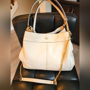 Authentic COACH Leather Purse Lexy